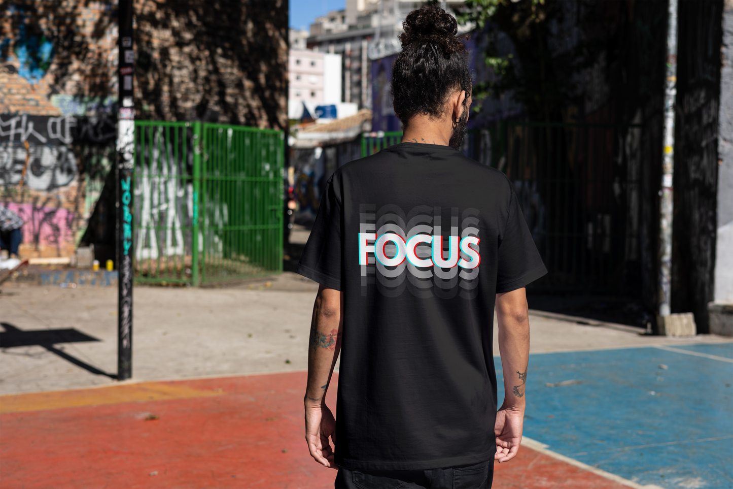 FOCUS T-Shirt | Retro-Inspired Streetwear